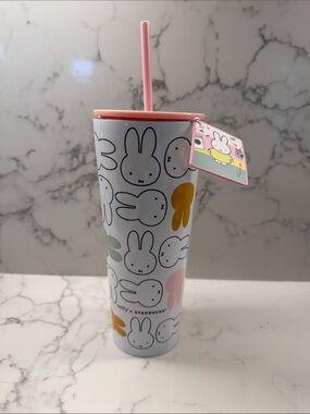 NWT Miffy x Starbucks 26oz stainless steel tumbler